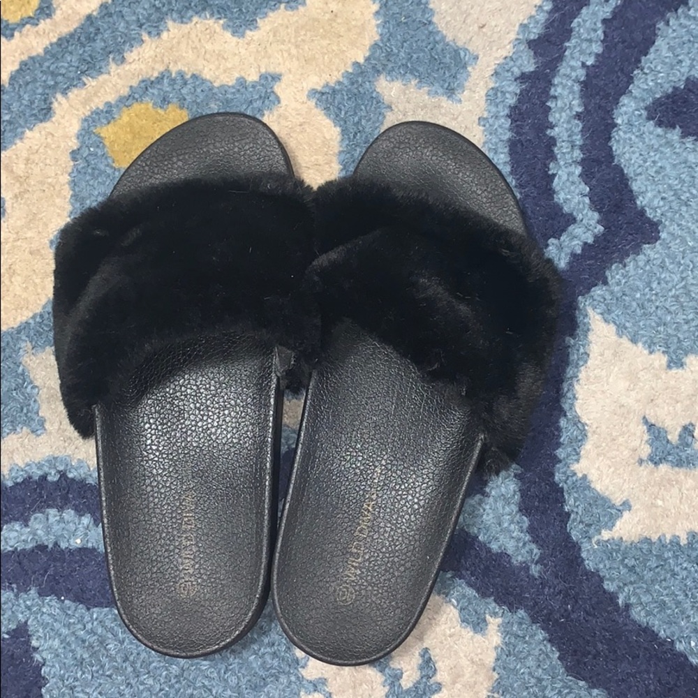 Cute SOFT FURRY Slippers/Slides